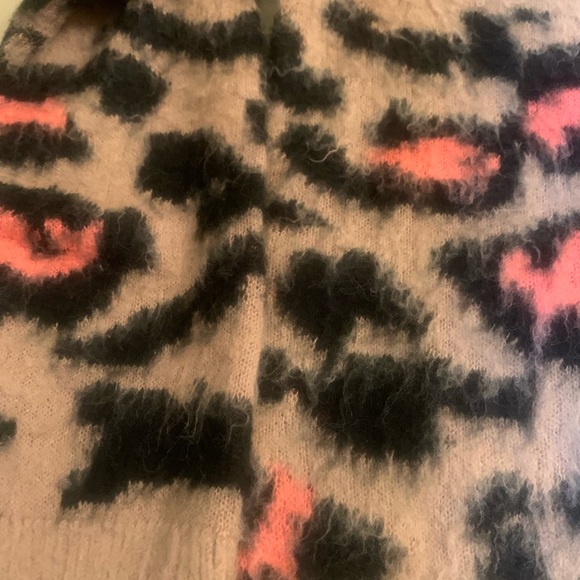 Wildfox Preppy Kitty Tatum Acrylic/Wool Sweater in Size Small - Picture 14 of 15